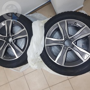 Roue occasion  0' MERCEDES CLASSE C pneu MICHELIN  dpt 10 