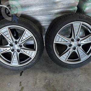 Roue occasion  0' PORSCHE PANAMERA pneu MICHELIN  dpt 57 