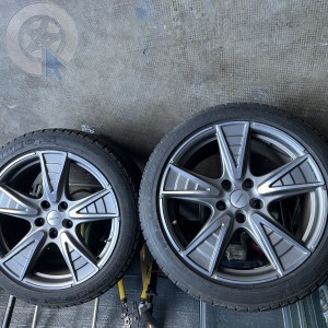 Roue occasion  0' PORSCHE PANAMERA pneu MICHELIN  dpt 57 